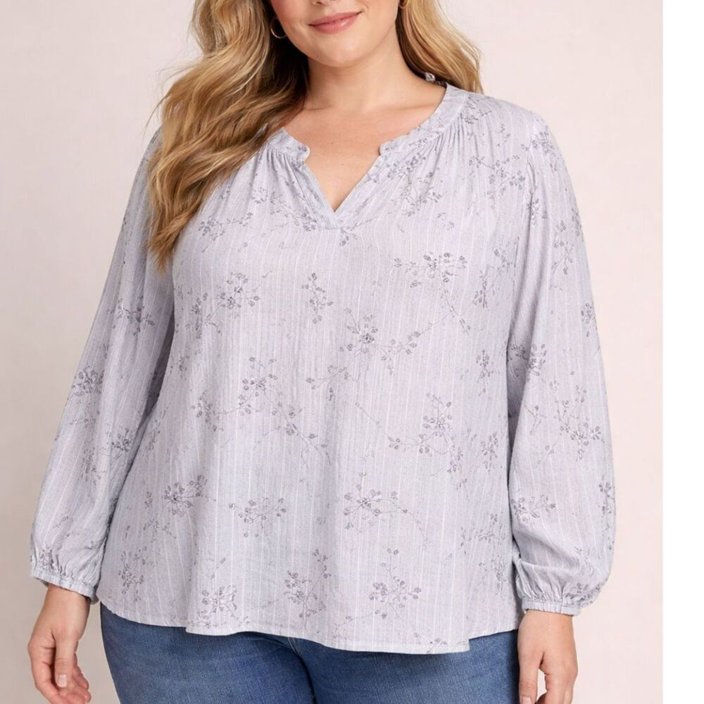 a.n.a. XXL Light Blue Floral Blouse Flowy Long Sleeve V- Neck 100% Cotton